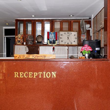 Srs Regency Hotel Anantapur Buitenkant foto