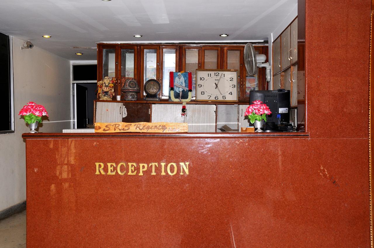 Srs Regency Hotel Anantapur Buitenkant foto